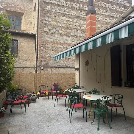 Bed & Breakfast La Foresteria Dell'aia *